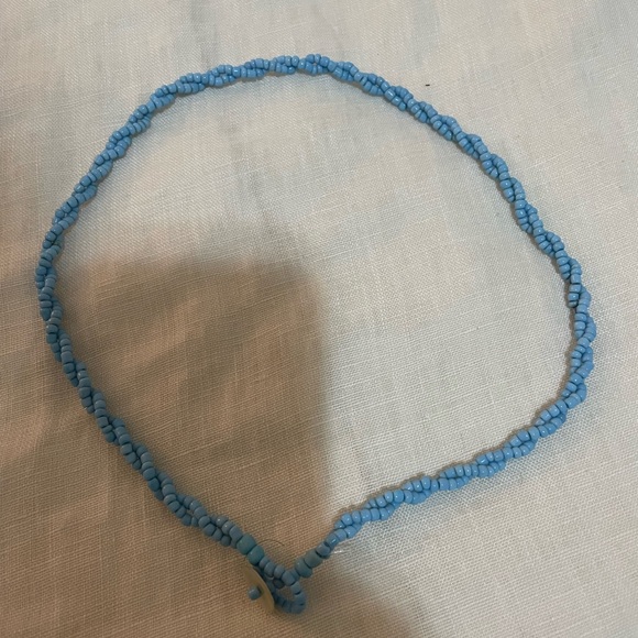 Turquoise blue beaded choker - Picture 2 of 2